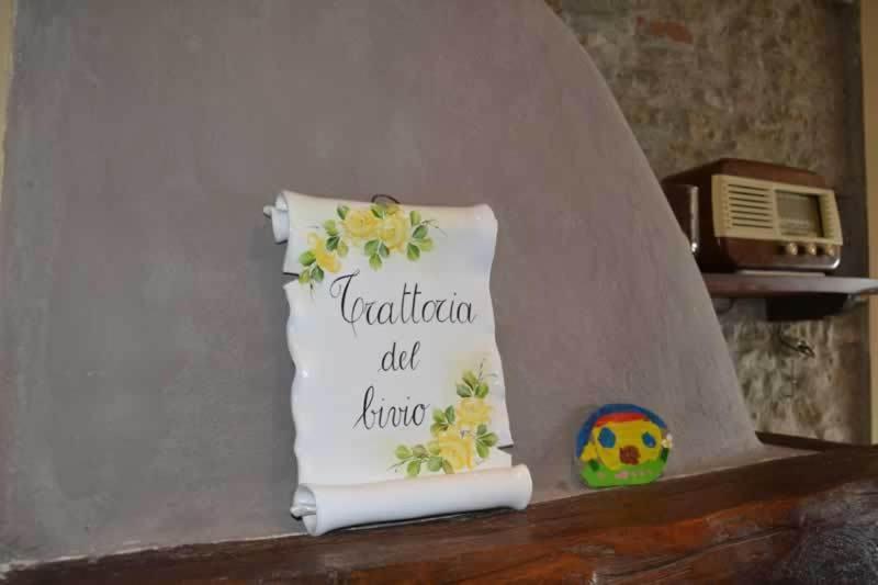 בית הארחה Cerretto Langhe 	Trattoria Del Bivio מראה חיצוני תמונה