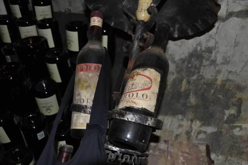 בית הארחה Cerretto Langhe 	Trattoria Del Bivio מראה חיצוני תמונה