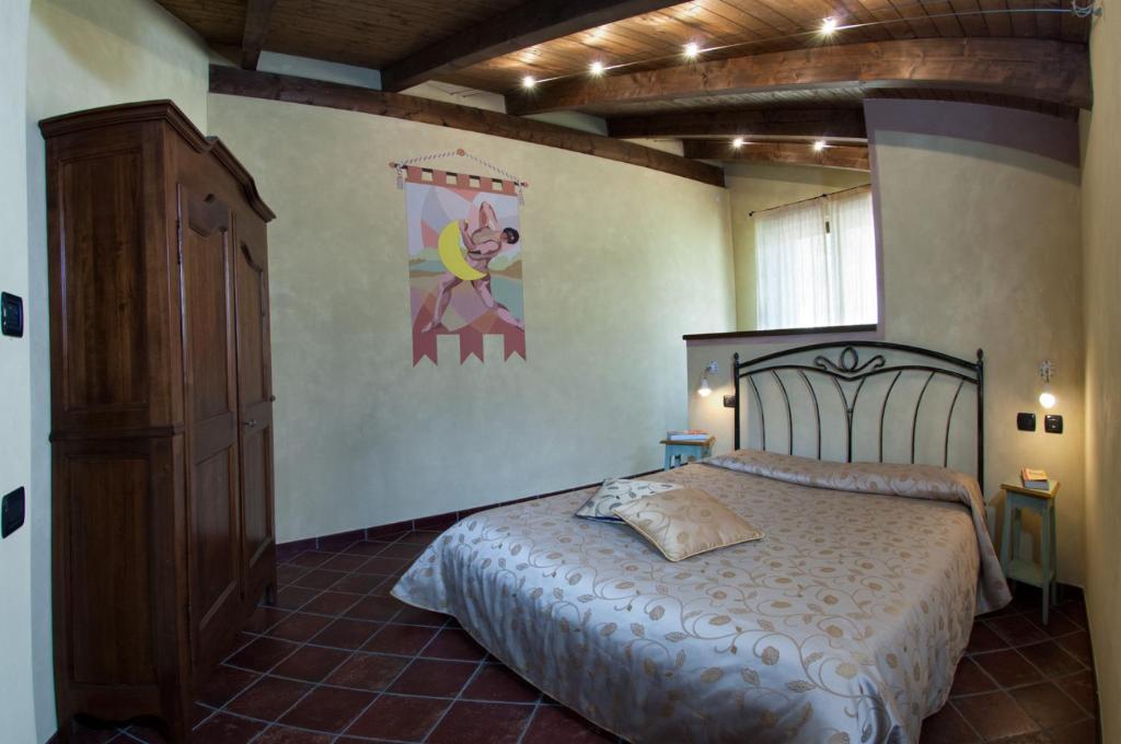 בית הארחה Cerretto Langhe 	Trattoria Del Bivio חדר תמונה