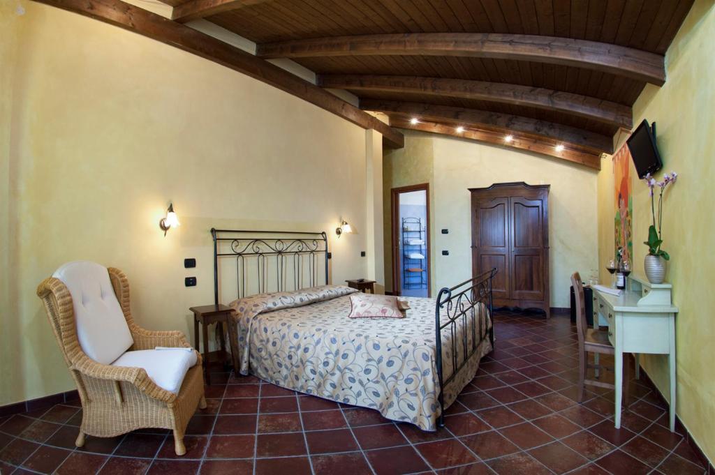בית הארחה Cerretto Langhe 	Trattoria Del Bivio חדר תמונה